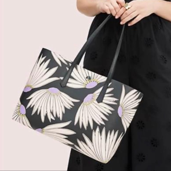 Kate Spade Molly Ring Flower Large Tote - Picture 7 of 8